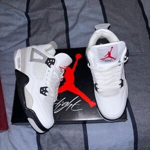 Jordan 4 White Cement